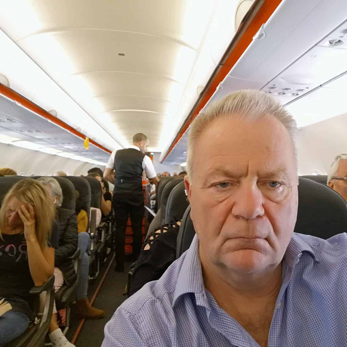 Can You Take Vapes on a Plane? Flying with Vape - the Rules! 2