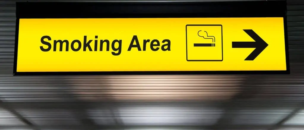 UK airport smoking areas