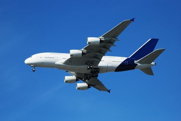 How High Do Planes Fly? 1 How High Do Planes Fly?