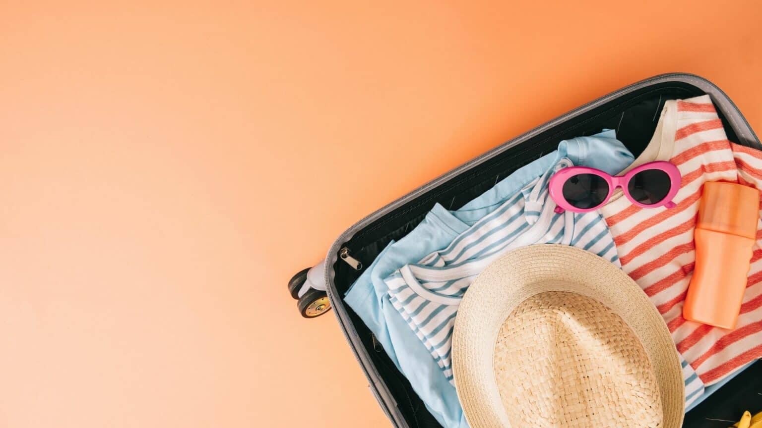 can spray sunscreen go on a plane