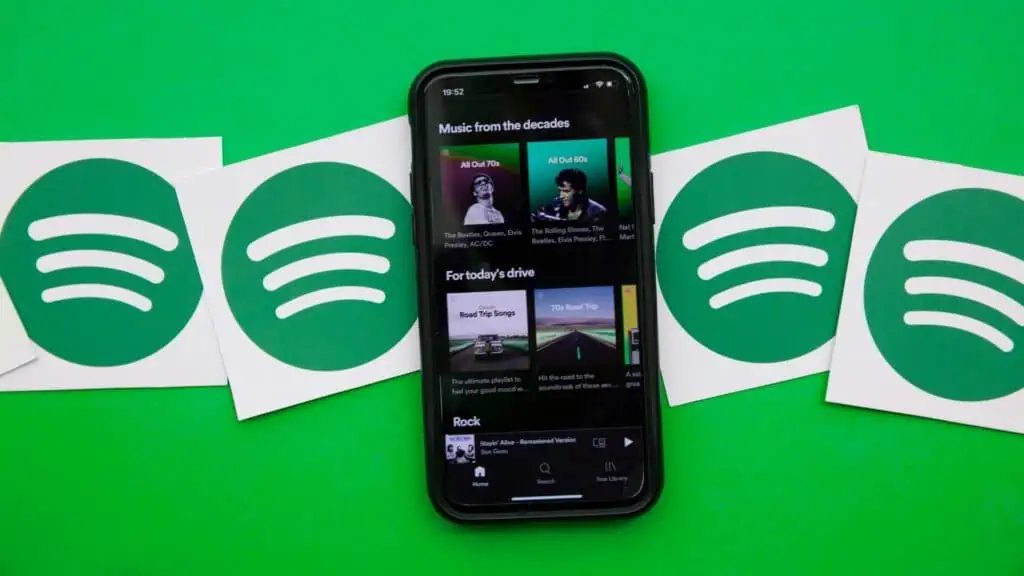 can you listen to spotify on a plane