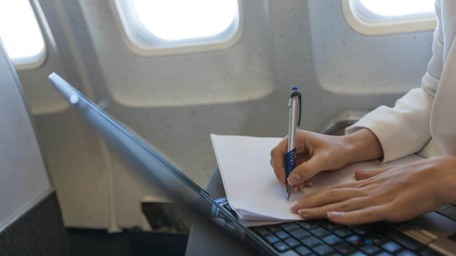 17 Fun Things to Do on a Plane (Plus a Cheeky One)