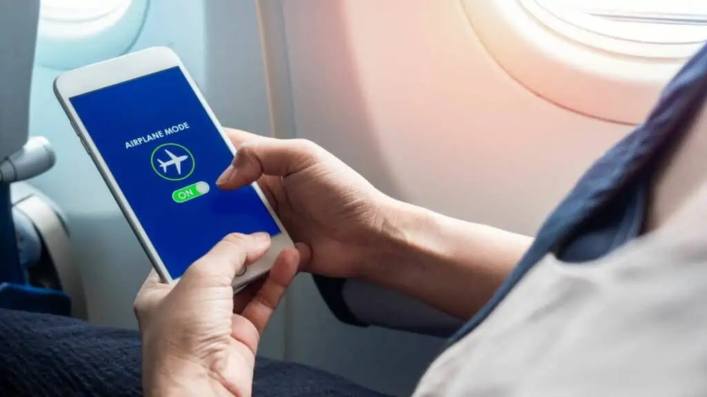 Can You Use Mobile Data On A Plane Travel Easier