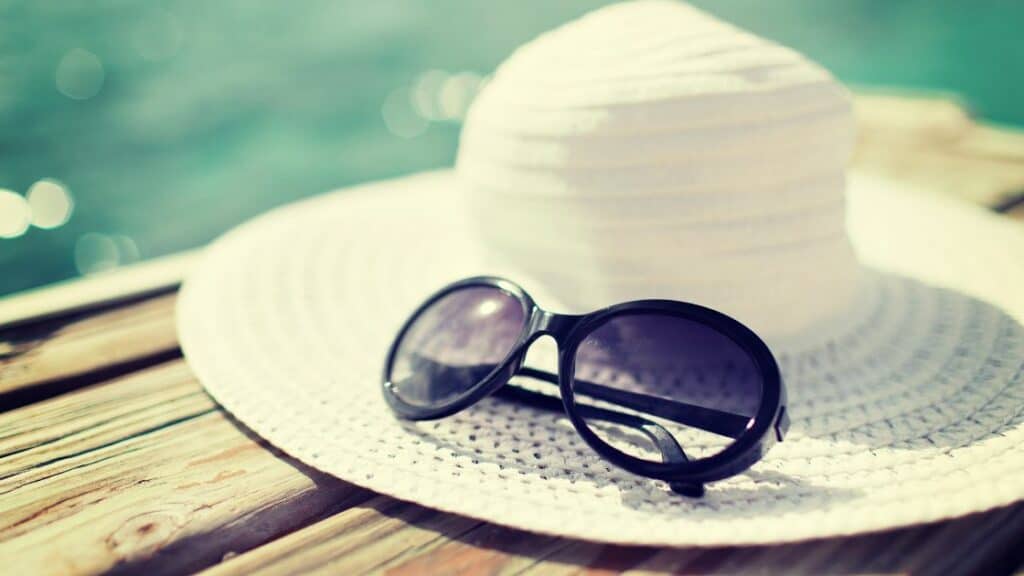 What To Pack For Puerto Rico_Sun Protective Items_Hat and shades