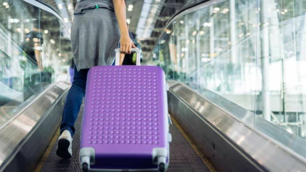 Best Lightweight Luggage For International Travel 1 Best Lightweight Luggage For International Travel