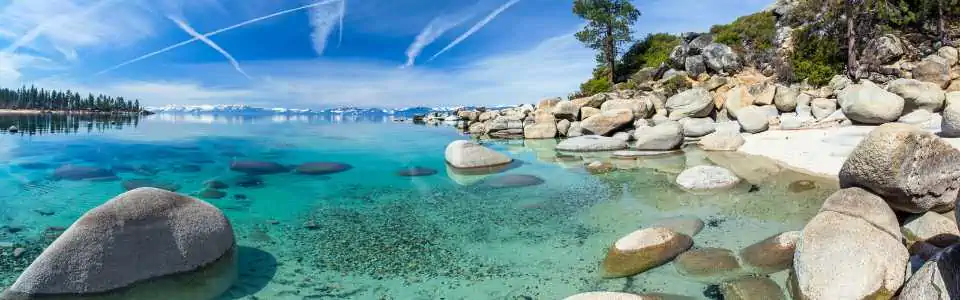 what is the closest airport to lake tahoe 
