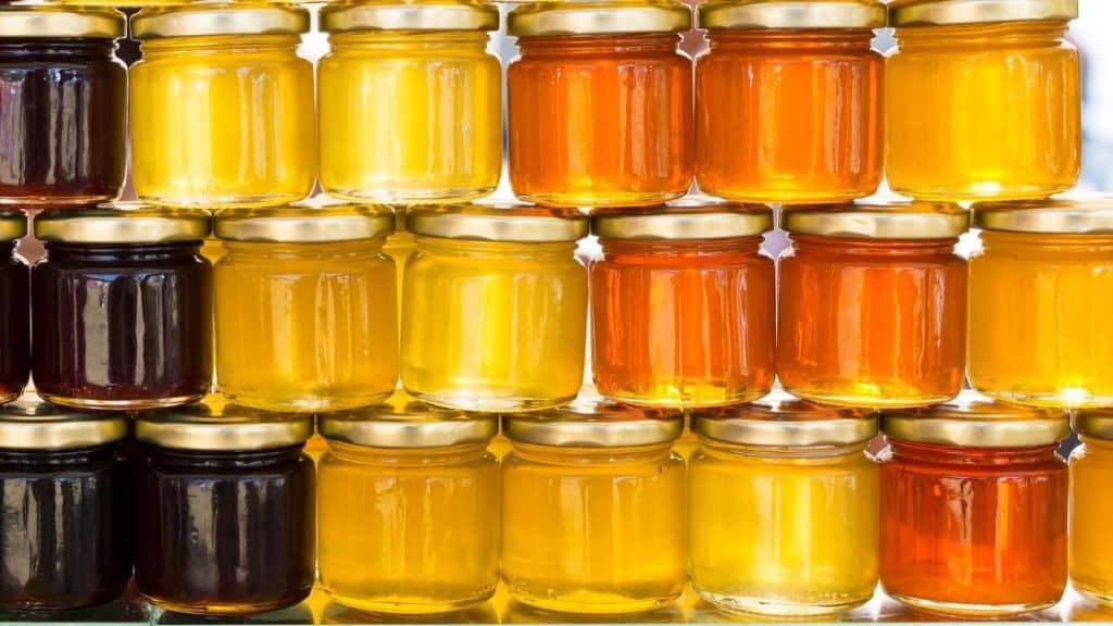 What Types of Honey Are Allowed on a Plane