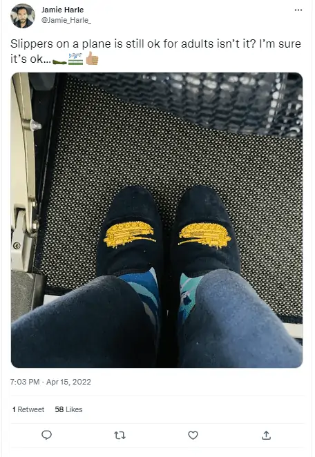 Can you wear slippers on a plane