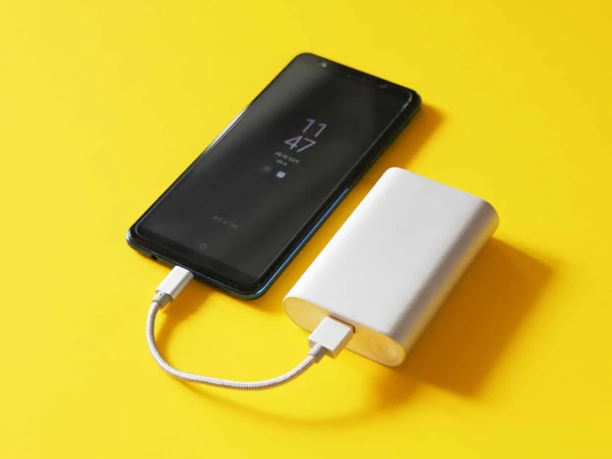 Can You Bring a Power Bank on a Plane? 2025 Rules 1 can i bring 20000mah power bank on plane