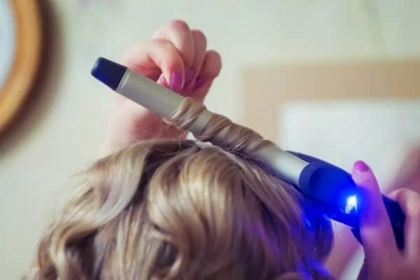 Can You Bring a Curling Iron on A Plane? 1 can you bring a curling iron on a plane 2023