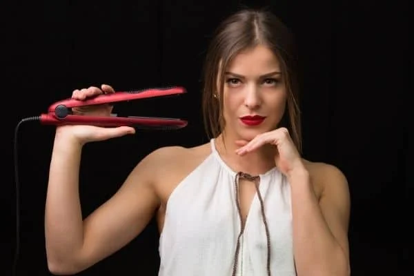 Can You Take a Flat Iron on a Plane? 1 Can You Bring a Flat Iron on a Plane