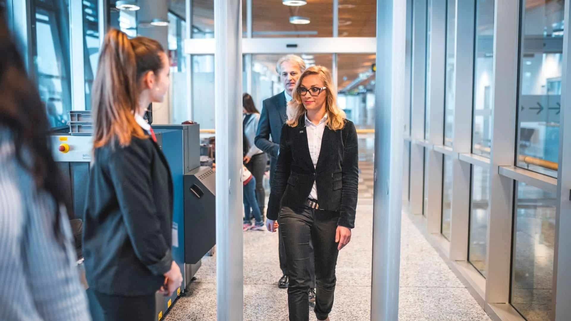 Will Titanium Set Off a Metal Detector at Airport Security? 1 does titanium set off metal detectors in airports