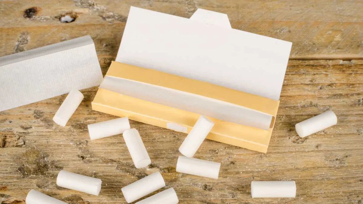 Can You Bring Rolling Papers on a Plane? 1 Can you bring rolling papers on a plane